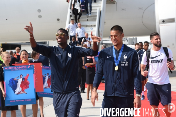 Arrivée de l équipe de France de football après sa victoire en coupe du monde