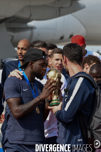 Arrivée de l équipe de France de football après sa victoire en coupe du monde