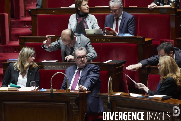 Assemblee Nationale : suspension des travaux suite à l affaire Benalla