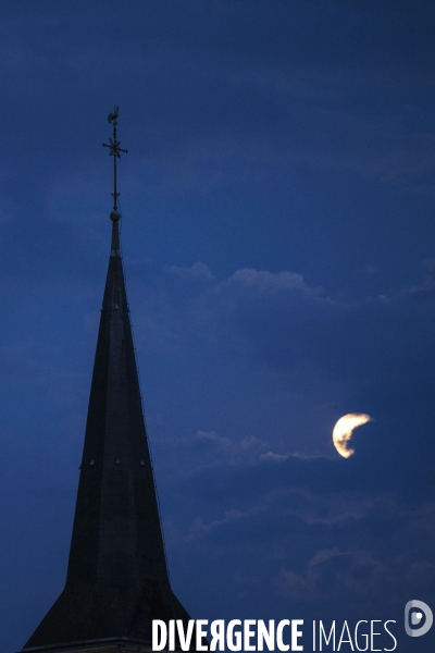 La plus longue éclipse totale de Lune du XXIe siècle