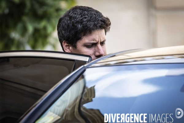 Premier conseil des ministres après les vacances d été.