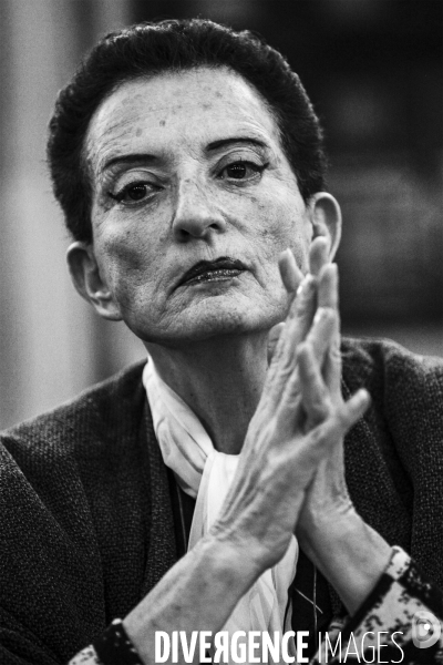 ARCHIVE : Helene Cixous.