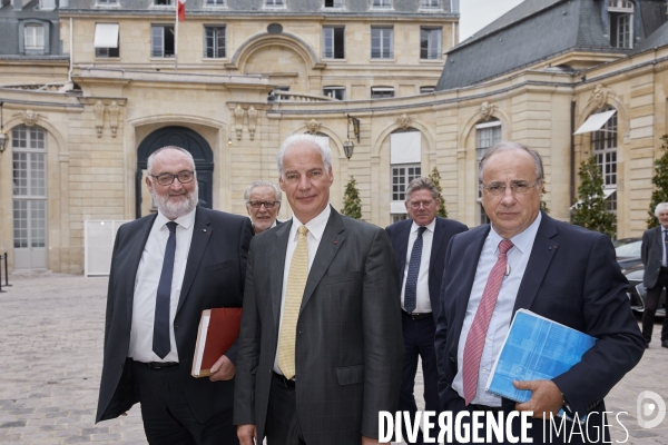Matignon, Edouard Philippe PM rencontre les partenaires sociaux