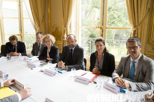 Le premier ministre Edouard PHILIPPE reçoit les partenaires sociaux à Matignon.