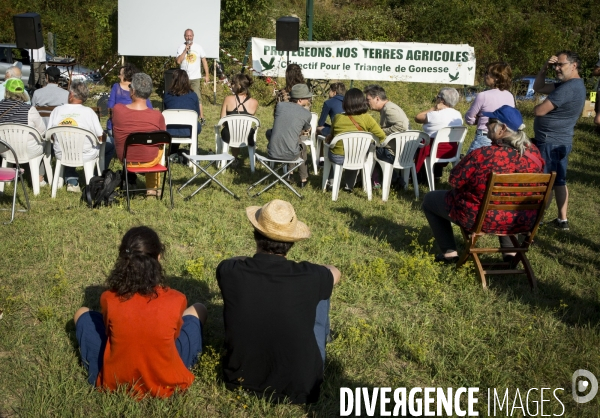 Mobilisation contre le projet de megacomplexe de commerces et de loisirs Europacity.