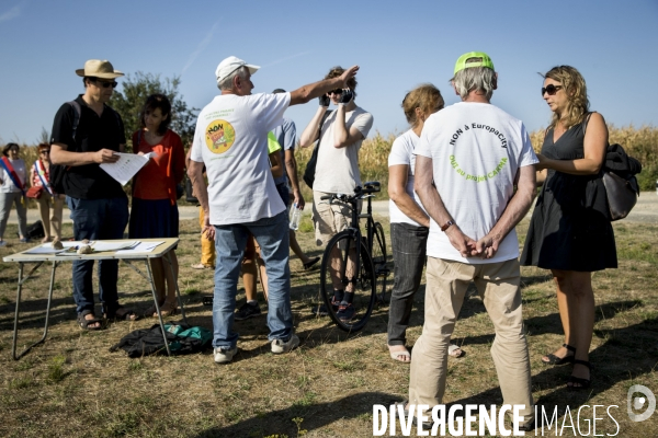 Mobilisation contre le projet de megacomplexe de commerces et de loisirs Europacity.