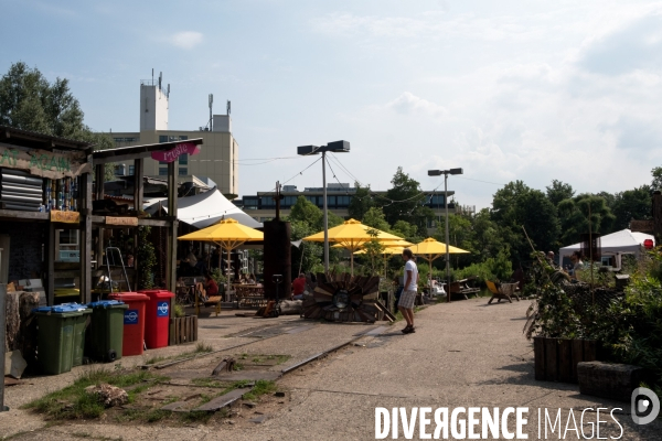 De Ceuvel, un écoquartier sur le port d Amsterdam.