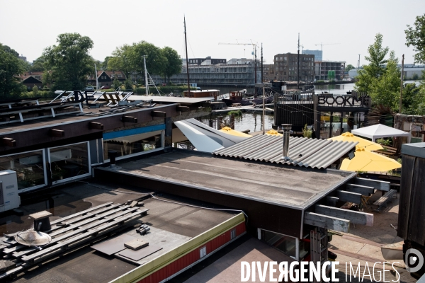 De Ceuvel, un écoquartier sur le port d Amsterdam.