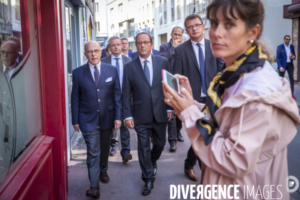 François Hollande et Bernard Cazeneuve à Cherbourg