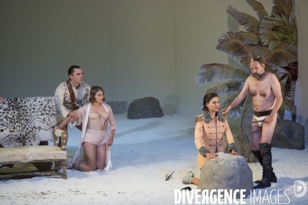 La Nuit des Rois ou tout ce que vous voulez - Shakespeare - Ostermeier - Comedie-Francaise