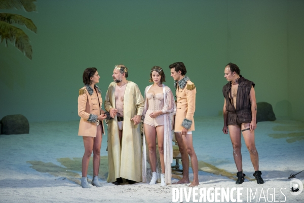 La Nuit des Rois ou tout ce que vous voulez - Shakespeare - Ostermeier - Comedie-Francaise