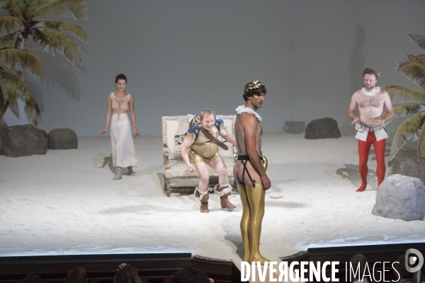 La Nuit des Rois ou tout ce que vous voulez - Shakespeare - Ostermeier - Comedie-Francaise
