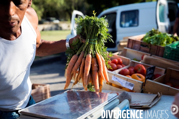 Marché de producteurs provencaux