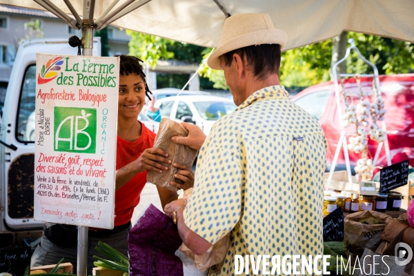 Marché de producteurs provencaux