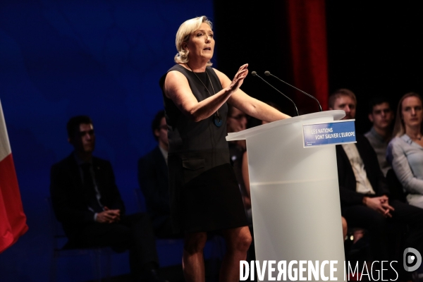 Discours de rentr¢e de marine le pen a frejus