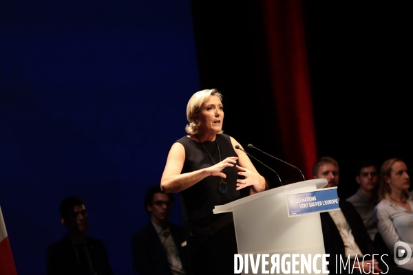 Discours de rentr¢e de marine le pen a frejus