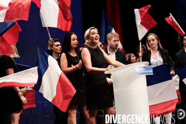 Discours de rentr¢e de marine le pen a frejus