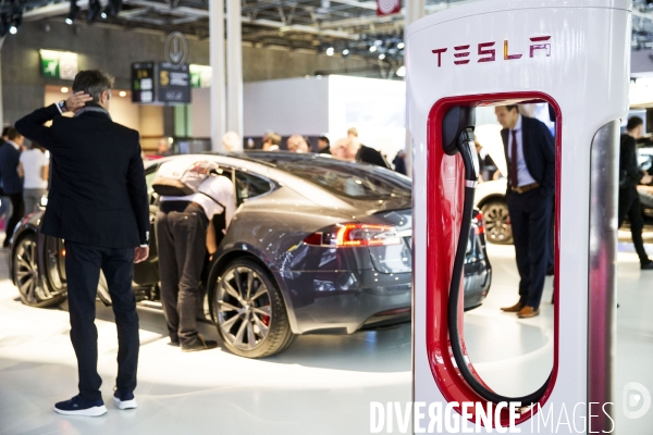 Mondial Paris Motor Show 2018, le salon de l auto de la porte de Versailles.