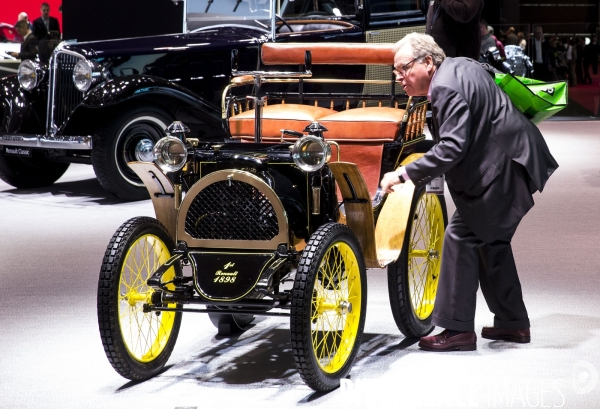 Mondial Paris Motor Show 2018, le salon de l auto de la porte de Versailles.