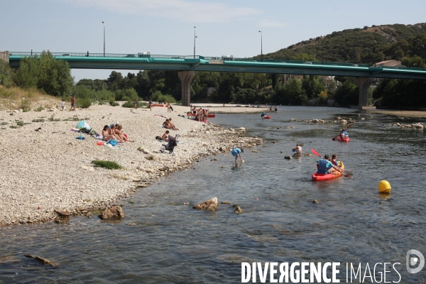 Baigneurs dans le Gard