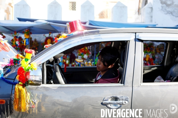 Baptême des voitures à Copacabana, Bolivie