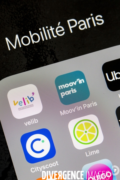 Moov in.paris, la solution de free floting du constructeur Renault.