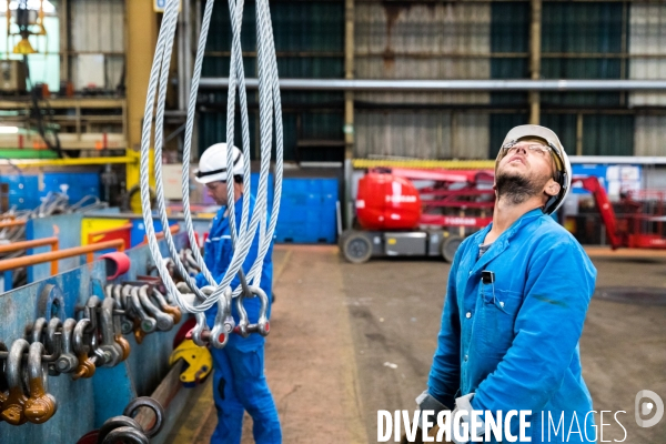 Sur les chantiers navals STX France de Saint-Nazaire.