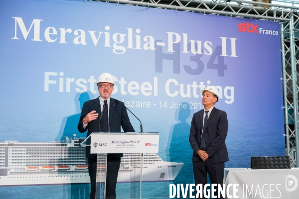 Sur les chantiers navals STX France de Saint-Nazaire.