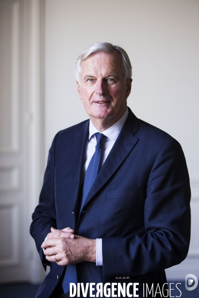 Portrait de Michel BARNIER dans les bureaux de la Commission Européenne à Paris.