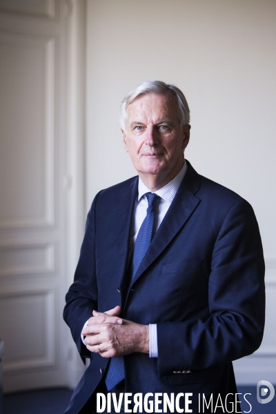 Portrait de Michel BARNIER dans les bureaux de la Commission Européenne à Paris.