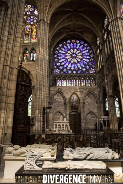 La basilique cathédrale de Saint-Denis, le cimetière des rois et reines de France.