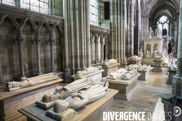 La basilique cathédrale de Saint-Denis, le cimetière des rois et reines de France.