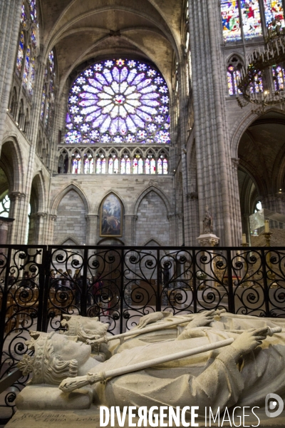 La basilique cathédrale de Saint-Denis, le cimetière des rois et reines de France.