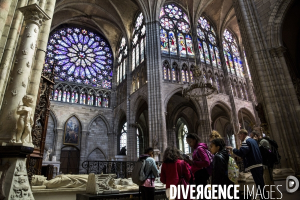 La basilique cathédrale de Saint-Denis, le cimetière des rois et reines de France.