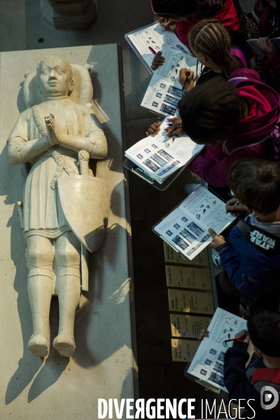 La basilique cathédrale de Saint-Denis, le cimetière des rois et reines de France.