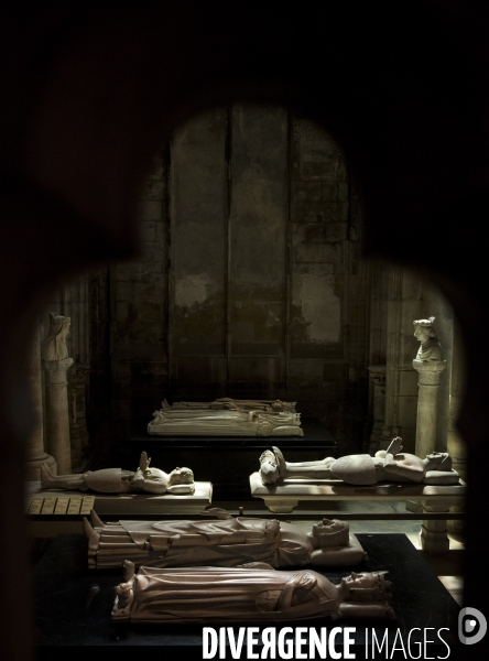 La basilique cathédrale de Saint-Denis, le cimetière des rois et reines de France.