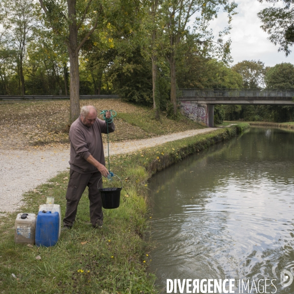 Au fil du canal de l ourcq.