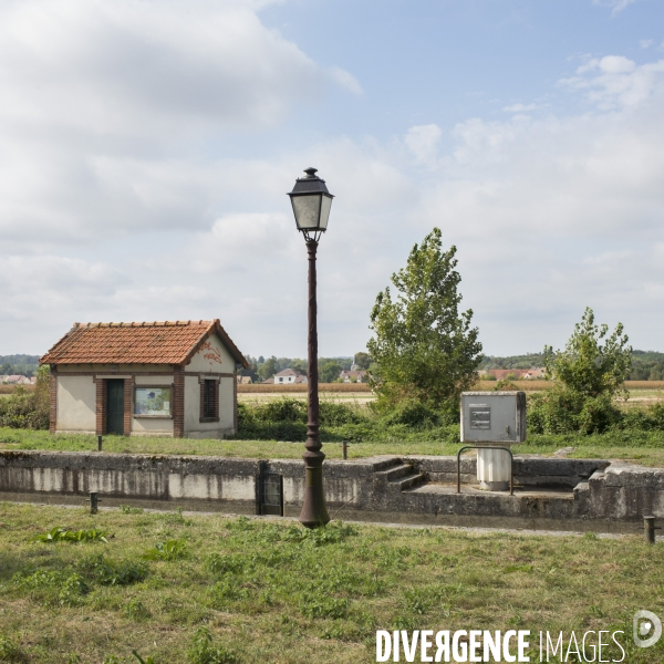 Au fil du canal de l ourcq.