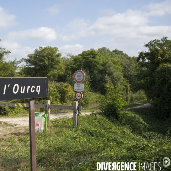 Au fil du canal de l ourcq.