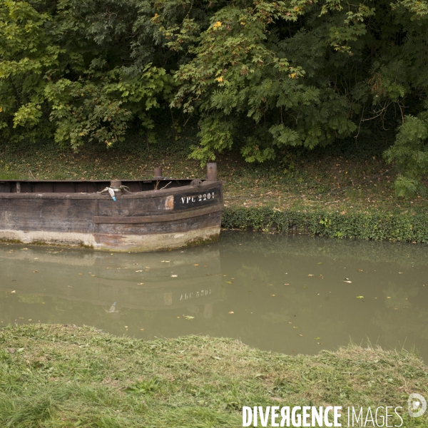 Au fil du canal de l ourcq.