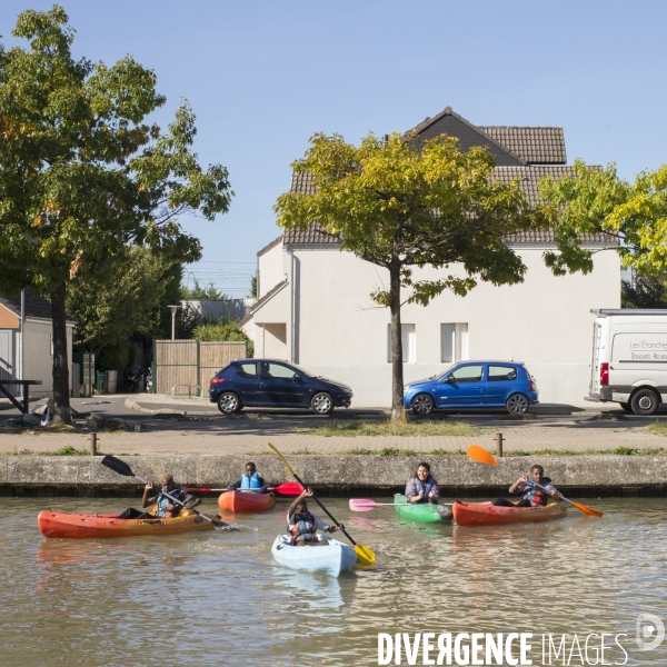 Au fil du canal de l ourcq.