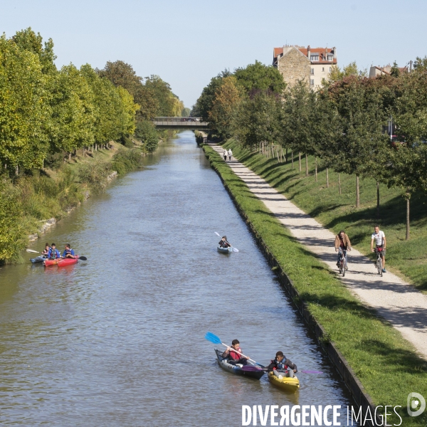 Au fil du canal de l ourcq.