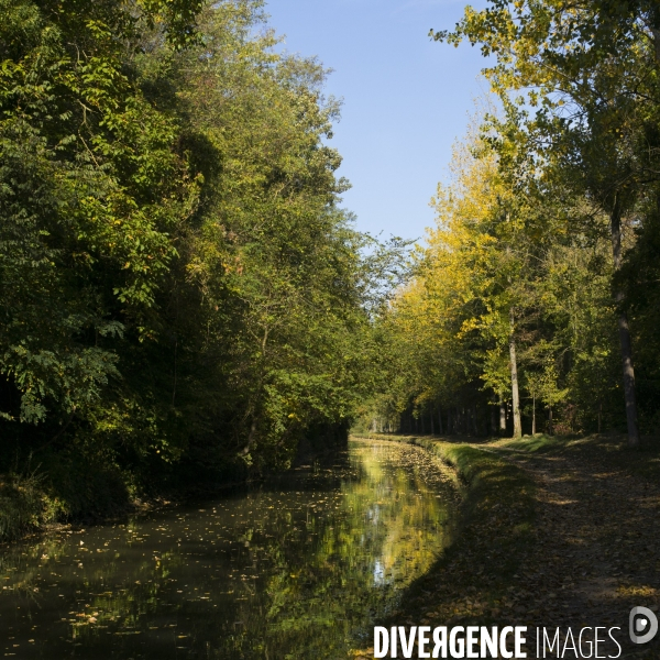 Au fil du canal de l ourcq.