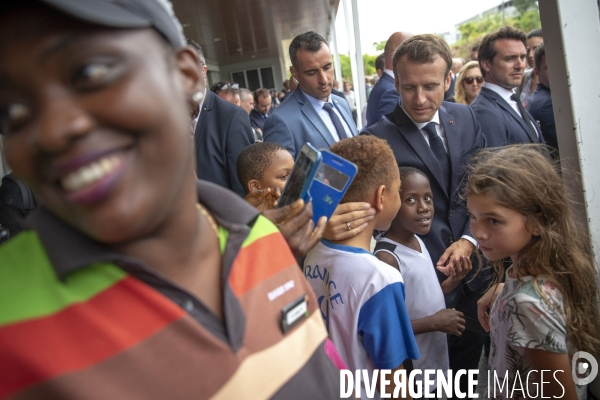 Emmanuel Macron en voyage officiel aux Antilles