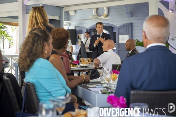 Emmanuel Macron en voyage officiel aux Antilles