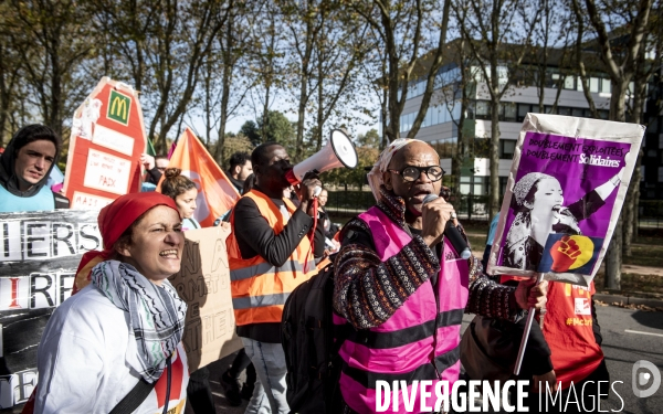 Manifestation contre Mc Donald s