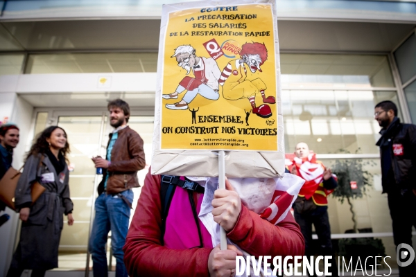 Manifestation contre Mc Donald s