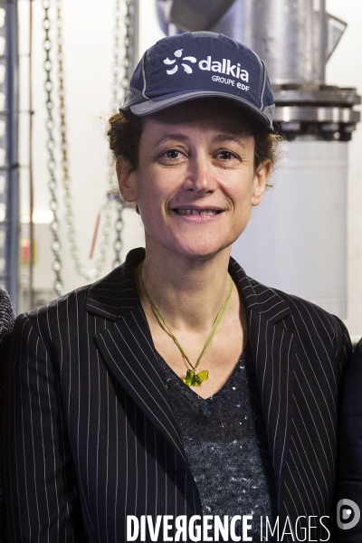 Emmanuelle WARGON visite la centrale géothermique Bagéops à Bagneux.