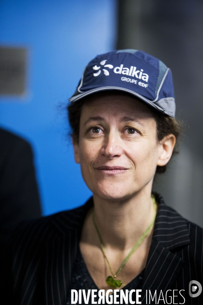 Emmanuelle WARGON visite la centrale géothermique Bagéops à Bagneux.