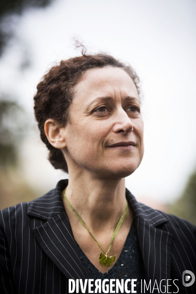 Emmanuelle WARGON visite la centrale géothermique Bagéops à Bagneux.
